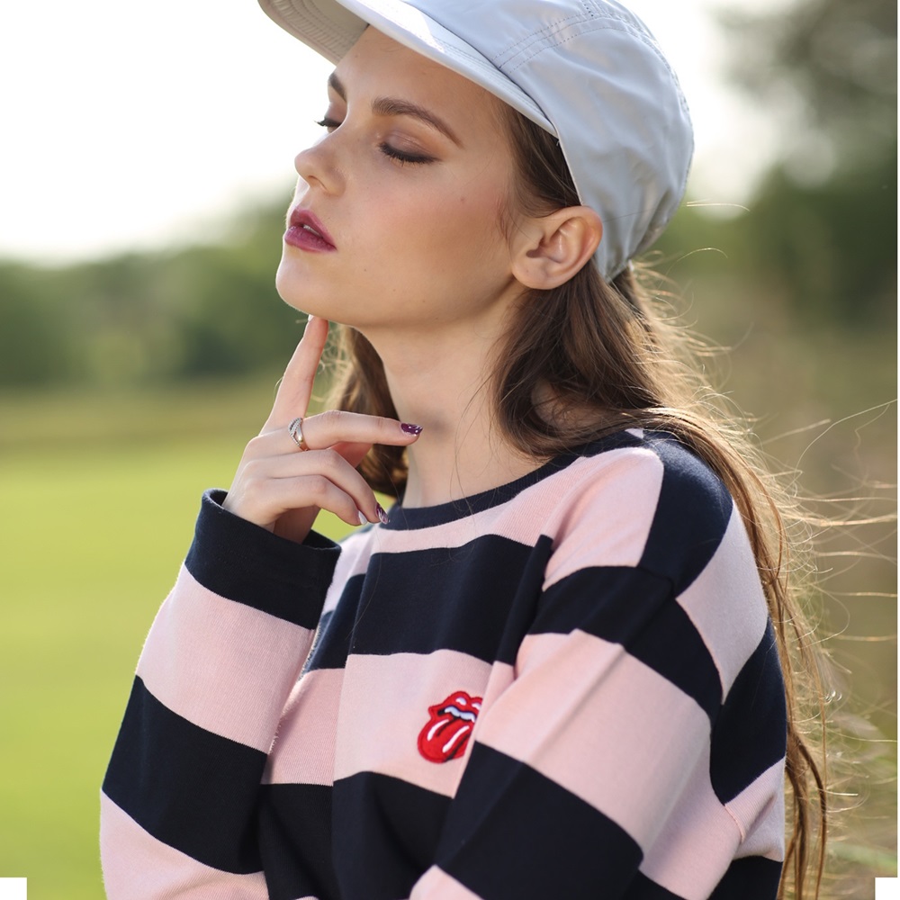 [THE ROLLING STONES]CLASSIC TONGUE STRIPE BORDER TEE PINK